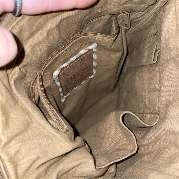 Fossil Morgan Large Zip Top Crossbody/Messenger Bag Saddle Tan Cow Hide Leather - Picture 8 of 14